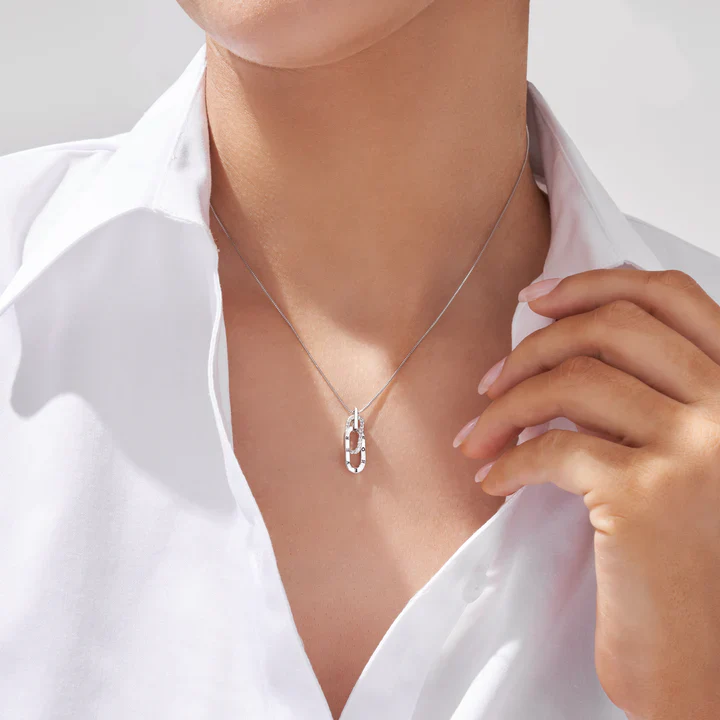 Forever Linked Necklace - Image 4